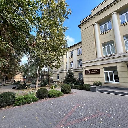 Prestige Apartments Kamianske Exterior photo